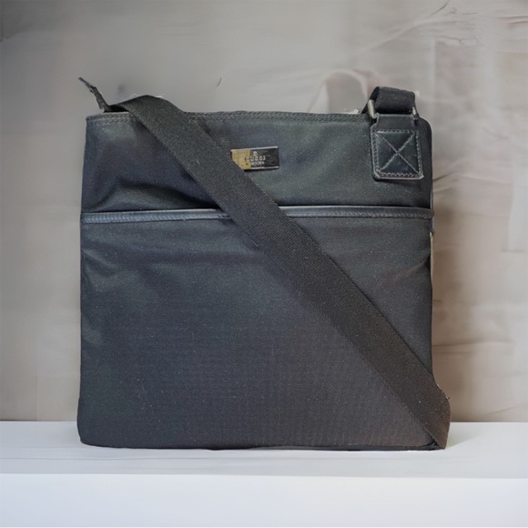 Gucci Handbags - *** SOLD *** vintage Gucci Black Crossbody